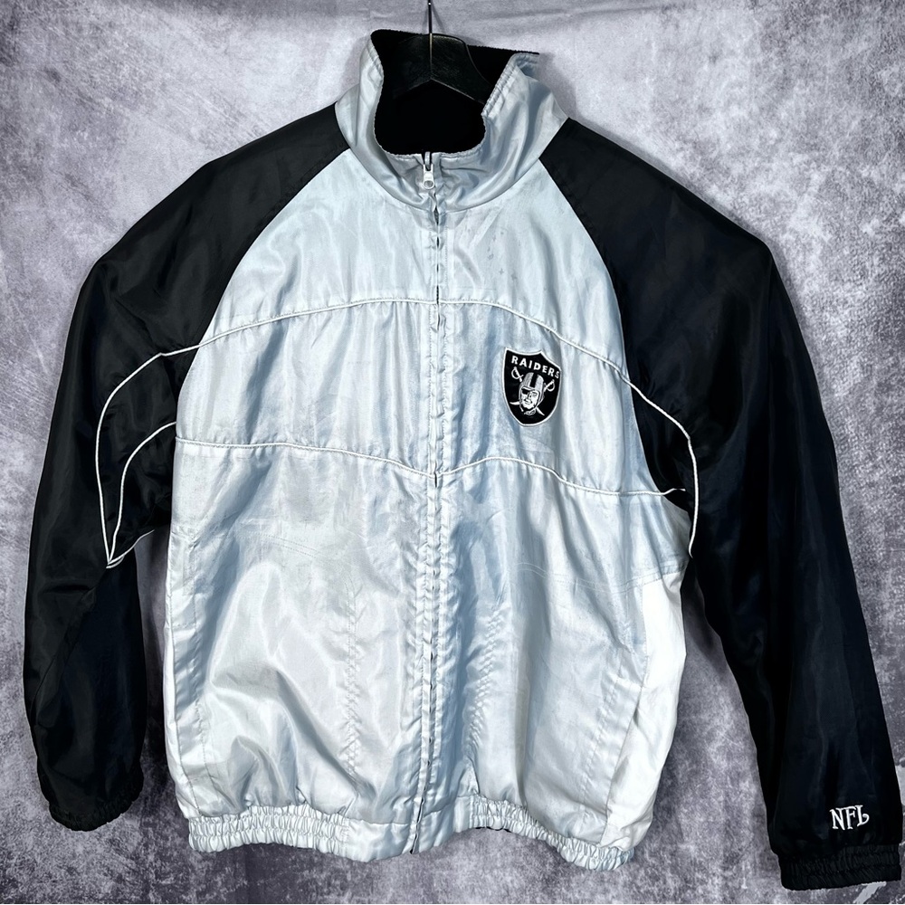 NFL Oakland Raiders Mens XL Silver Black Reversible  Zip Logo Spell Out Jacket
